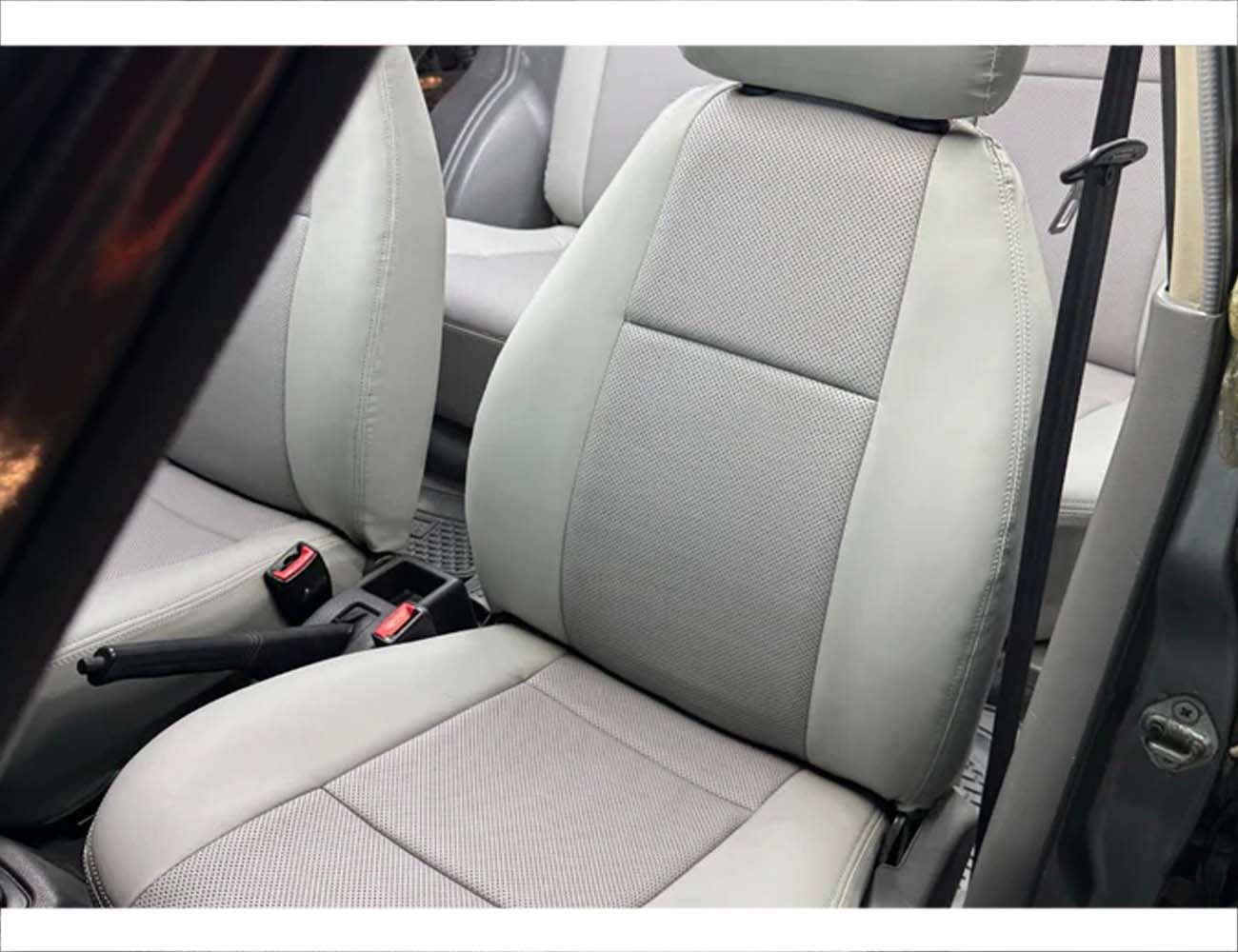 Bespoke seat covers for Suzuki Cultus 2000-2017, made of fully synthetic fabric, offering comfort, protection, and a custom fit.