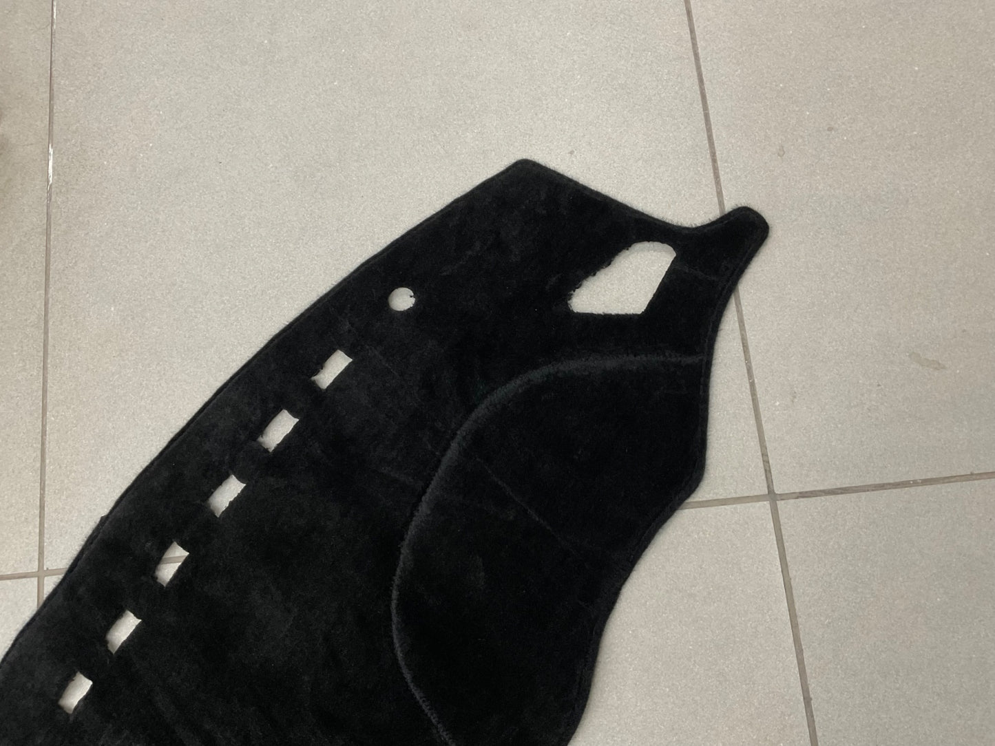 "Custom-fit dashboard carpet mat for Suzuki Swift 2018-2025, designed for sun protection, heat resistance, and interior enhancement."