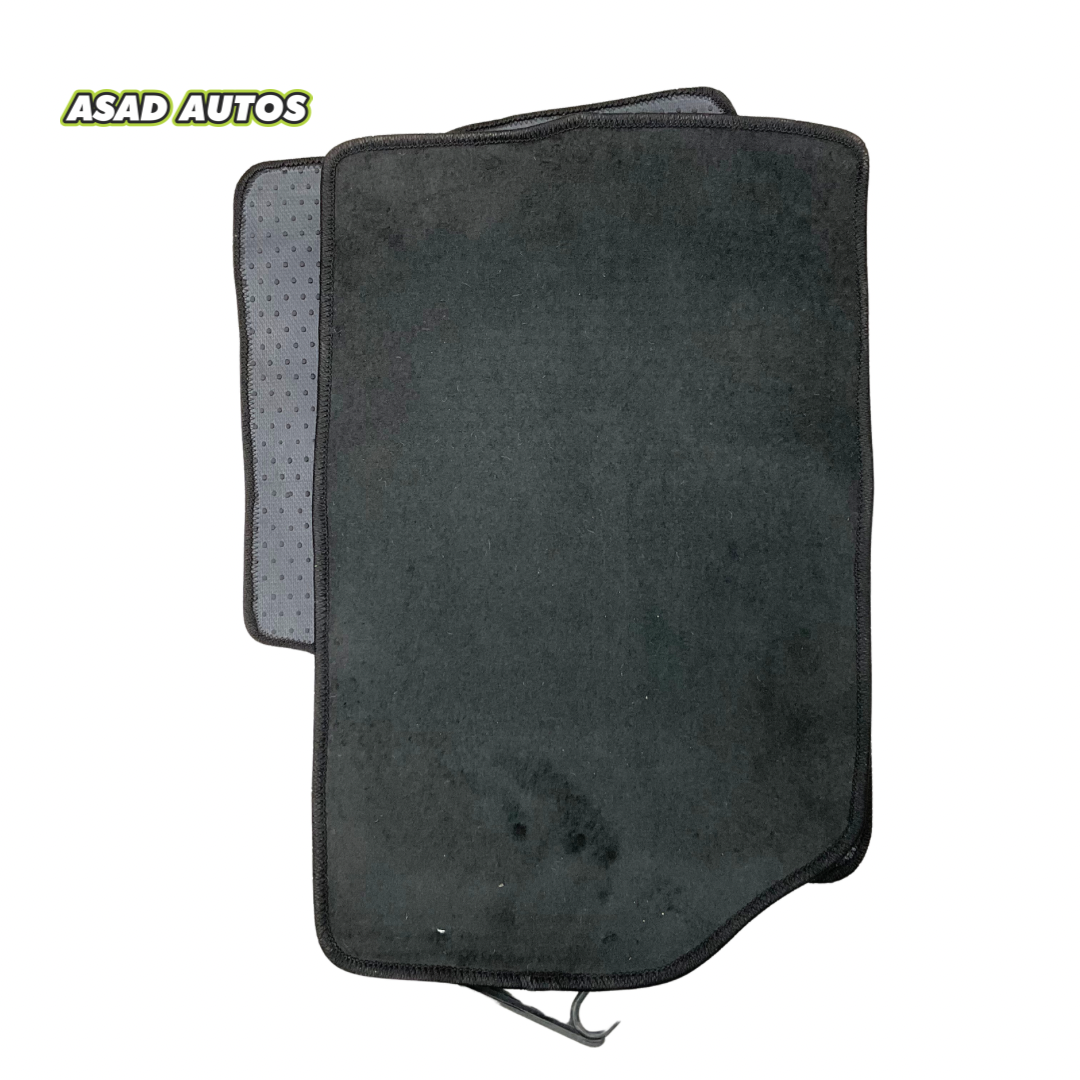 Custom Carpet Floor Mats for Honda Civic (2016-2021), offering stylish design, precise fit, and durable protection for your car’s interior.