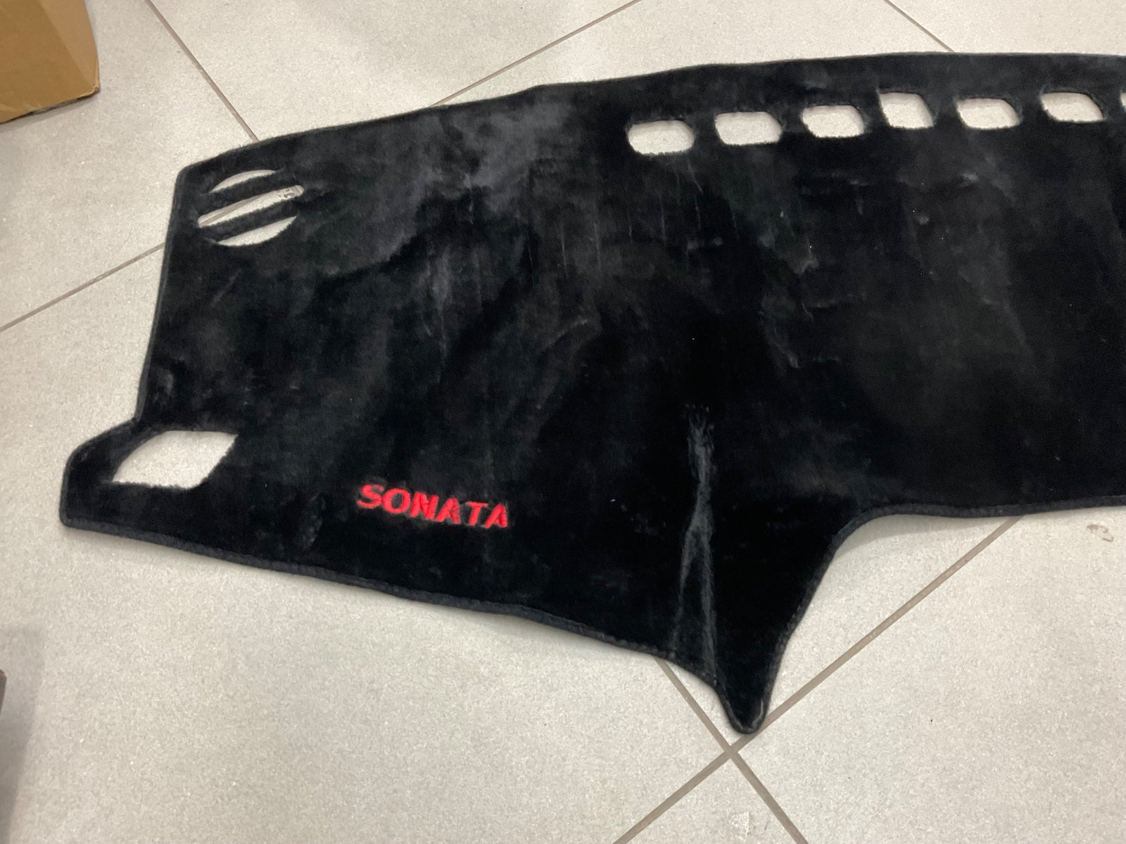 Dashboard carpet mat for Hyundai Sonata 2021 providing custom fit, premium protection, and a stylish interior finish.