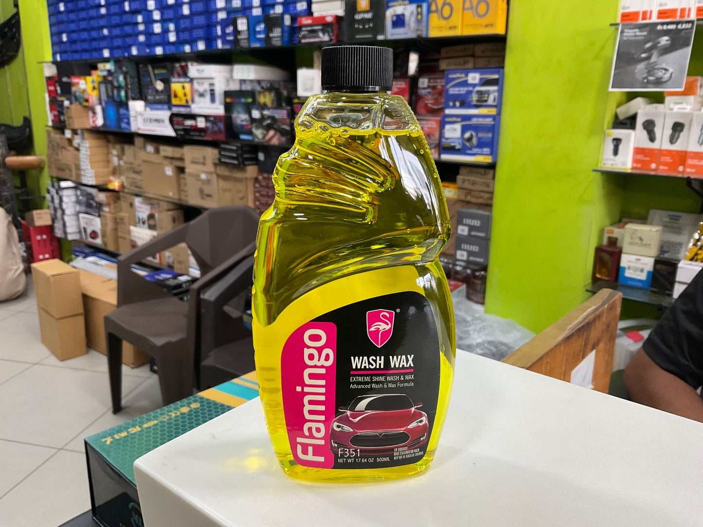 Flamingo Car Wash Wax 500ML bottle, Flamingo 2-in-1 car wash and wax, car cleaning shampoo, car detailing wash product