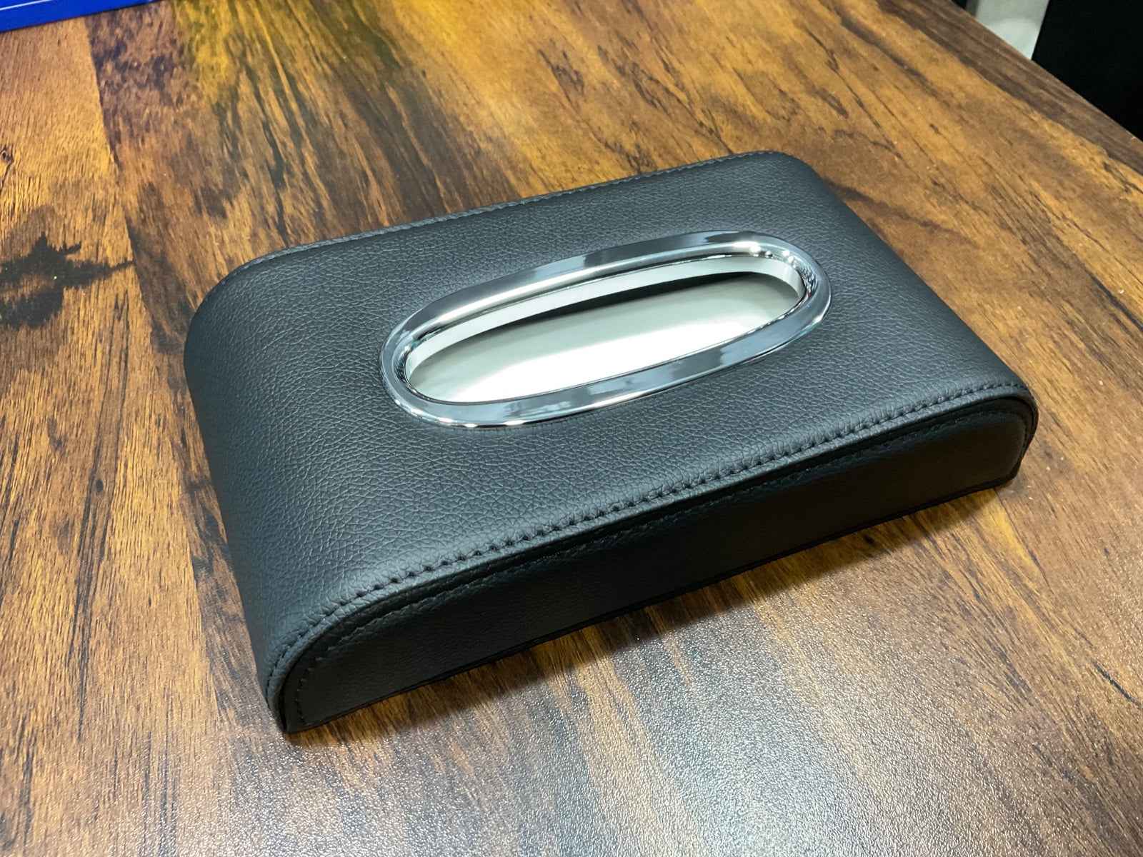 Tissue Box for Hyundai Tucson HEV (2025) – Premium Leather Car Tissue Holder