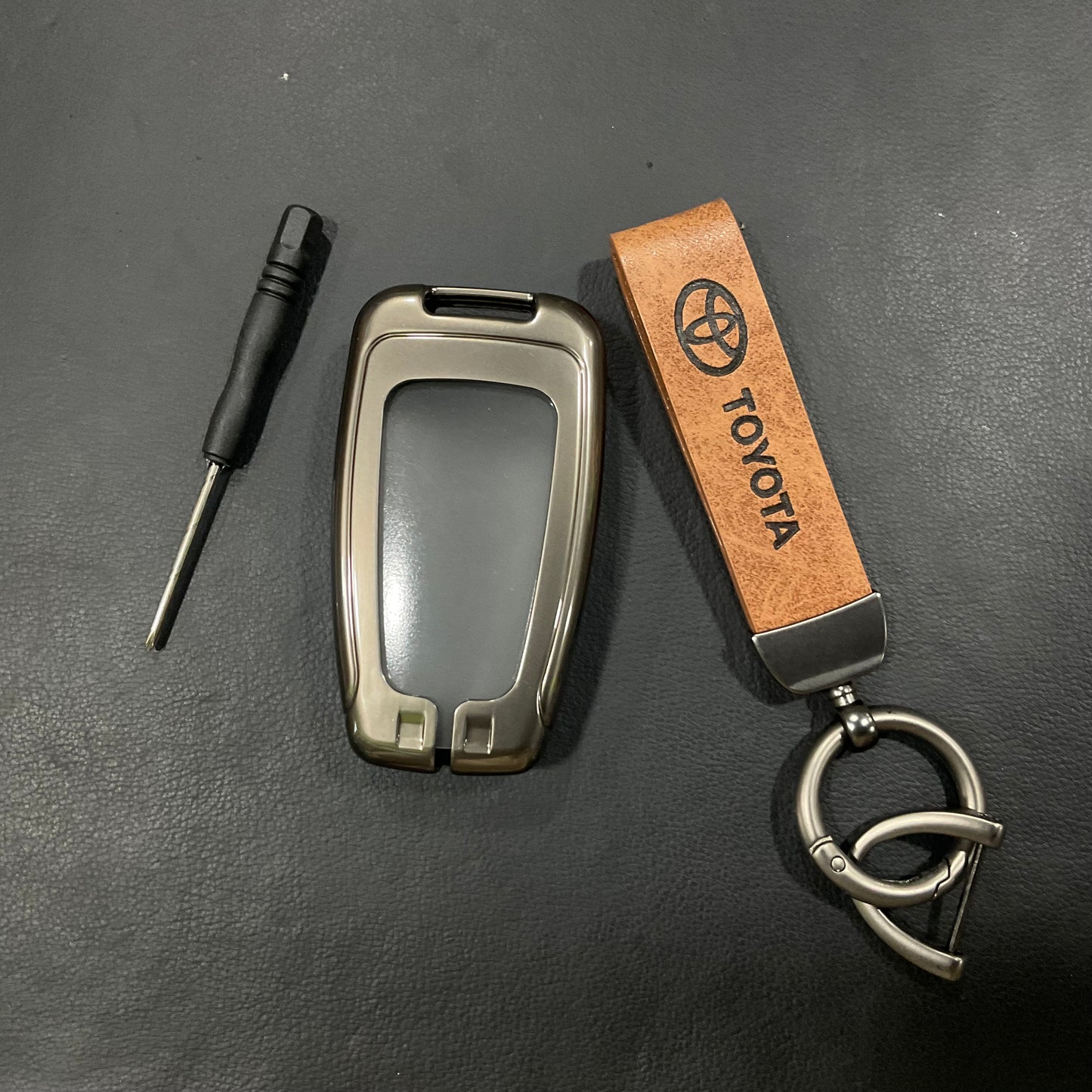 Premium Zinc Alloy Metal & Genuine Leather Key Cover for Toyota Fortuner