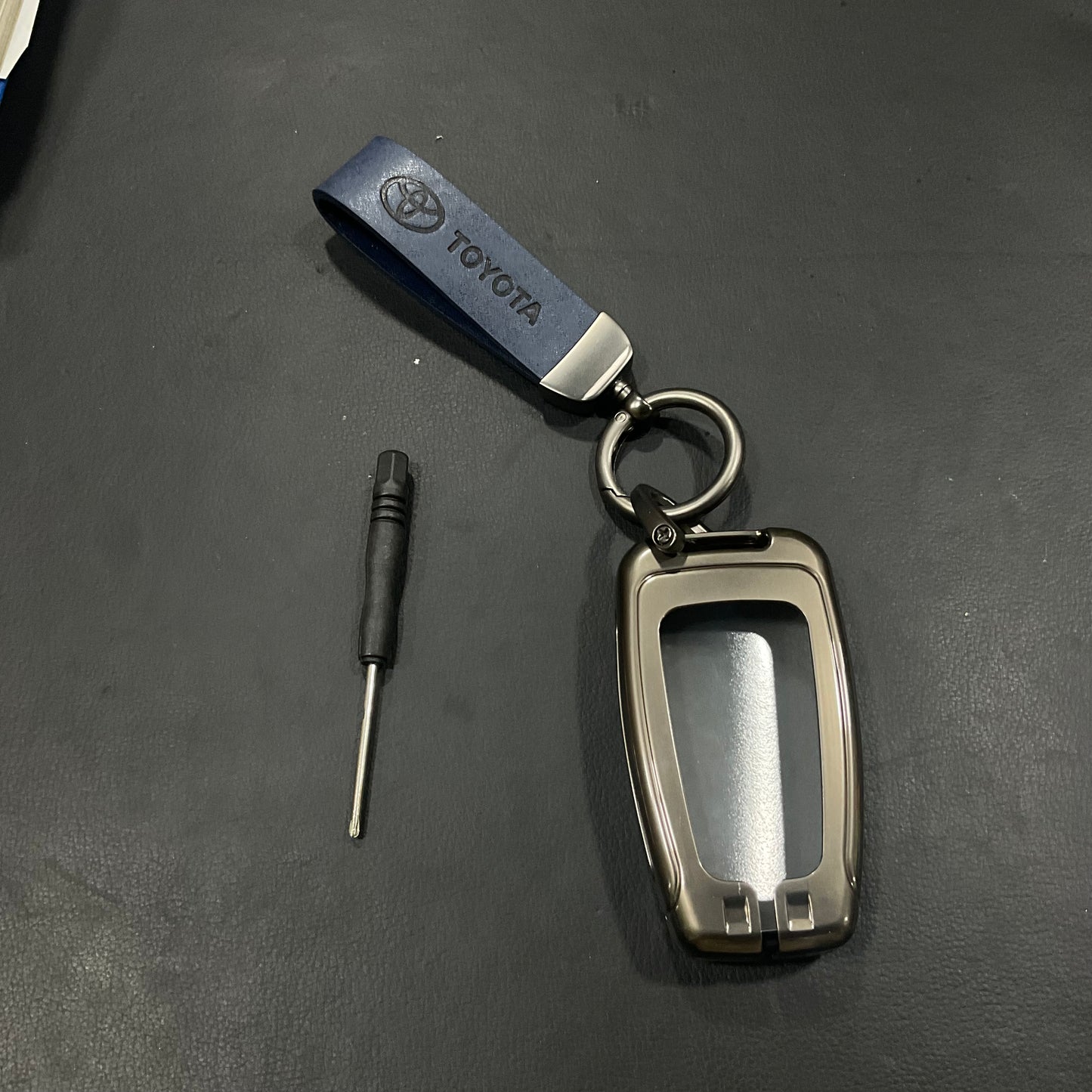 Premium Zinc Alloy Metal & Genuine Leather Key Cover for Toyota Fortuner