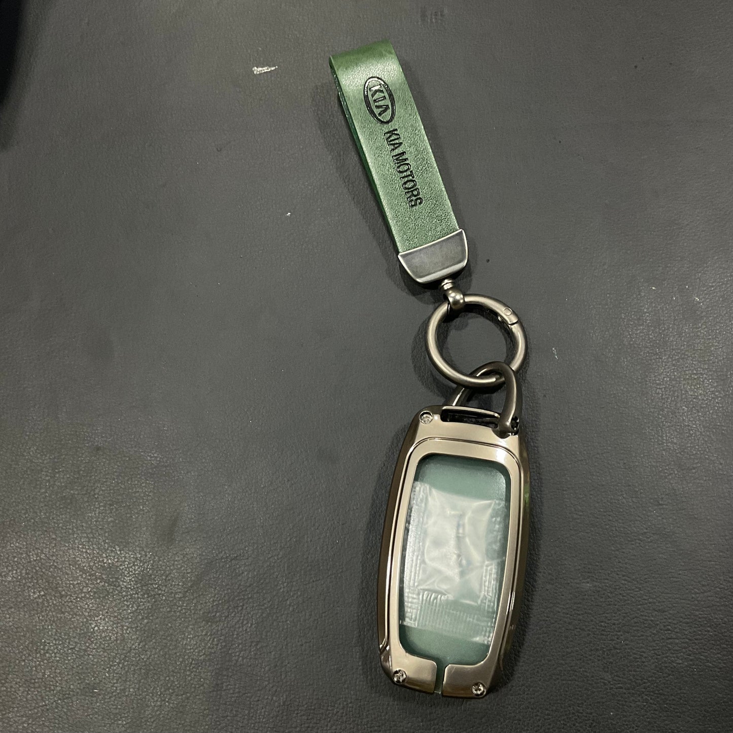 Premium Zinc Alloy Metal & Genuine Leather Key Cover for Kia Sportage