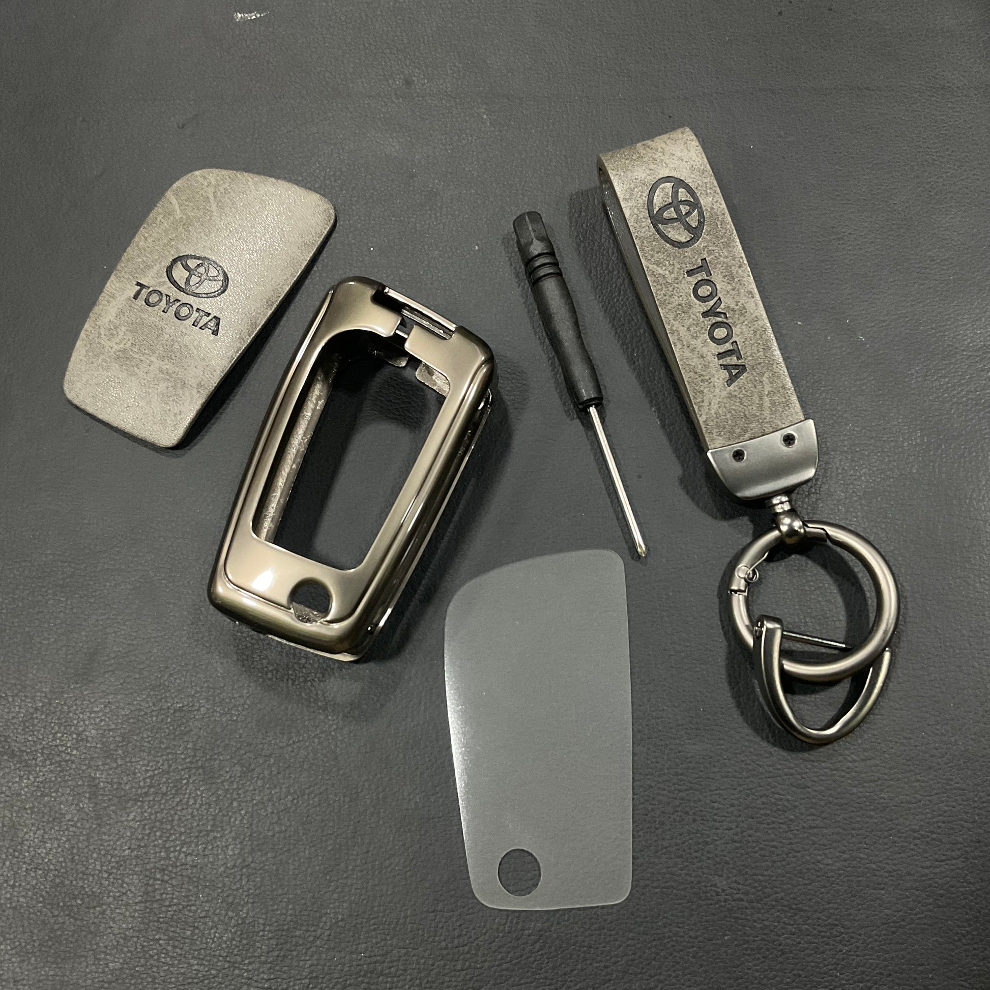 Premium Zinc Alloy Metal & Genuine Leather Key Cover for Toyota Corolla Grande Gli Flip 2014-2023