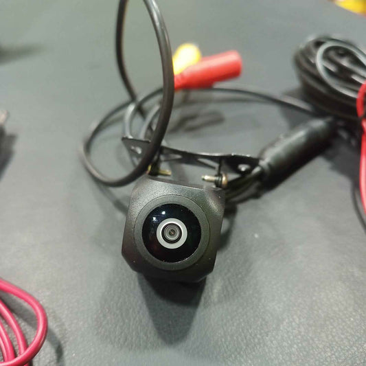 Universal Wide Angle Camera with Moving Lines: Capture Every Angle