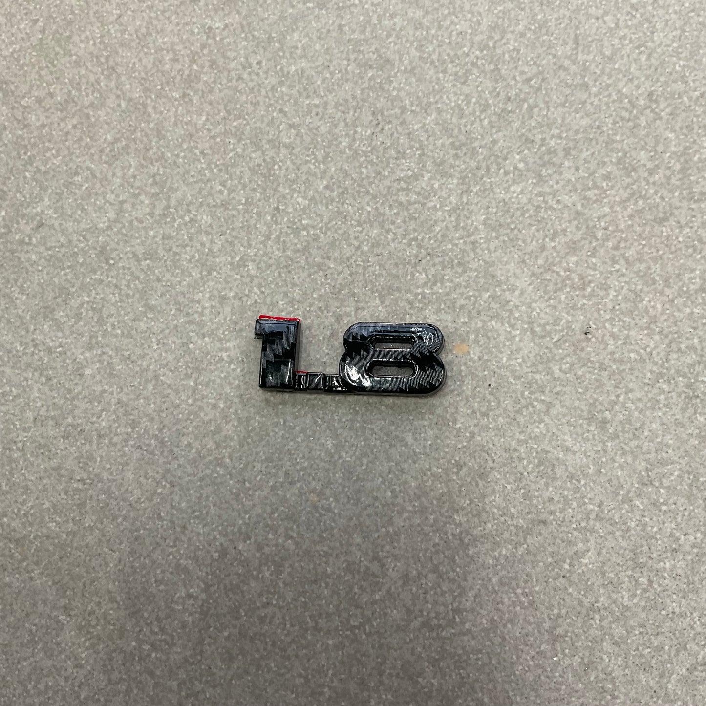 Carbon Fiber Style Monogram Available For Grande 1.8