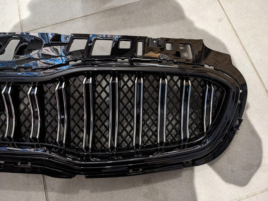 Kia Sportage glossy front grill, designed to add a sleek and premium touch to your vehicle’s front-end appearance.