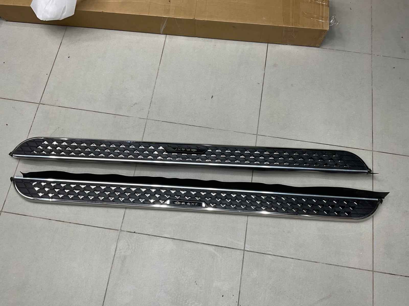 Oshan X7 Side Steps | Premium Running Boards for Comfort & Protection