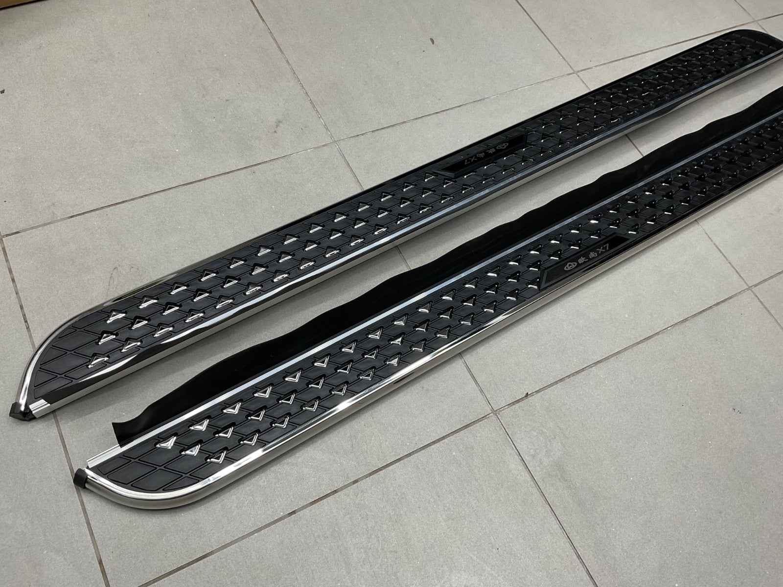 Oshan X7 Side Steps | Premium Running Boards for Comfort & Protection