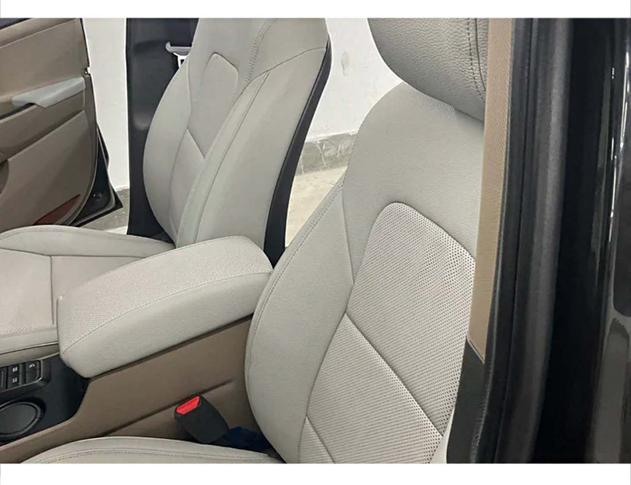 Premium seat covers for Hyundai Tucson, offering custom fit, comfort, and stylish protection for your car’s interior.