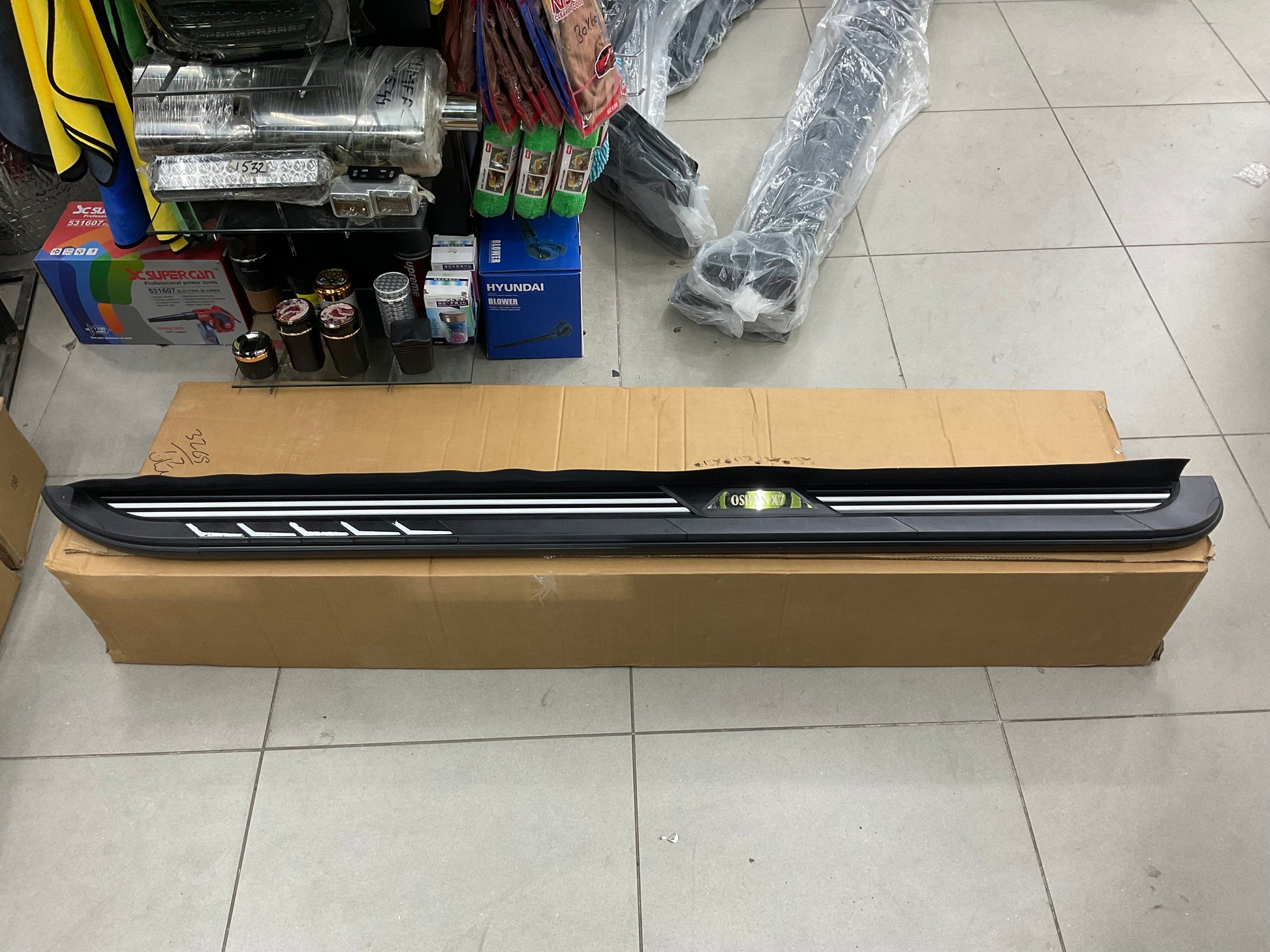 Sturdy Side Steps for Changan Oshan X7, offering premium access, off-road durability, and a sleek, stylish design to enhance your vehicle's exterior.