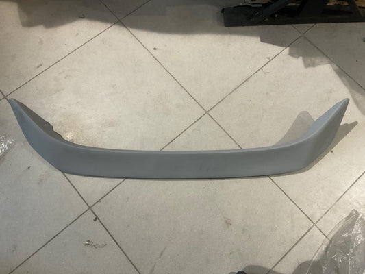 Universal Fiber Spoiler – Sporty Rear Wing for All Car Models