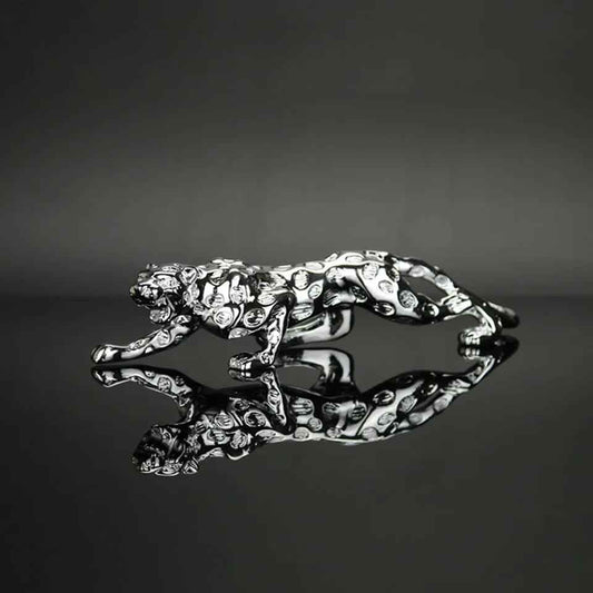 Cool Leopard Figurine Car Perfume Diffuser (Car Air Freshner)