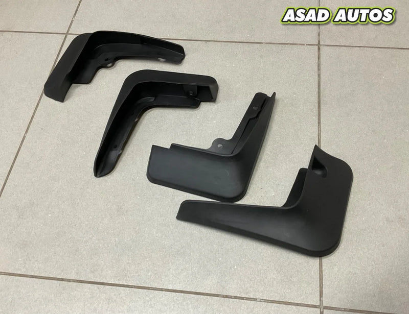 Hyundai Tucson HEV 2025–2026 Mud Flaps