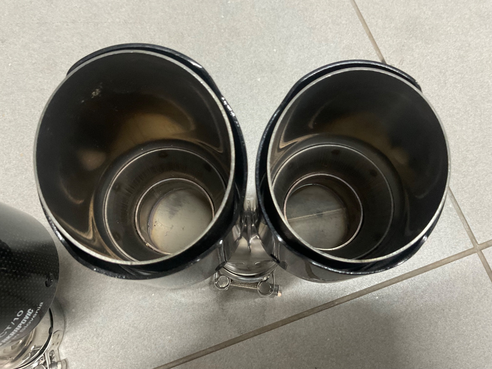 Akrapovic Carbon Fiber Silencer Tip – Original Lightweight Performance Exhaust Tip

