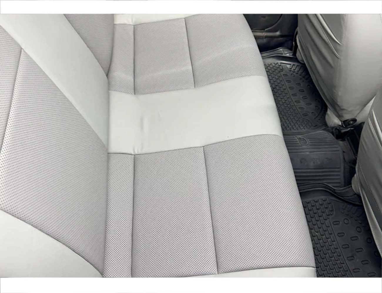 Bespoke seat covers for Suzuki Cultus 2000-2017, made of fully synthetic fabric, offering comfort, protection, and a custom fit.
