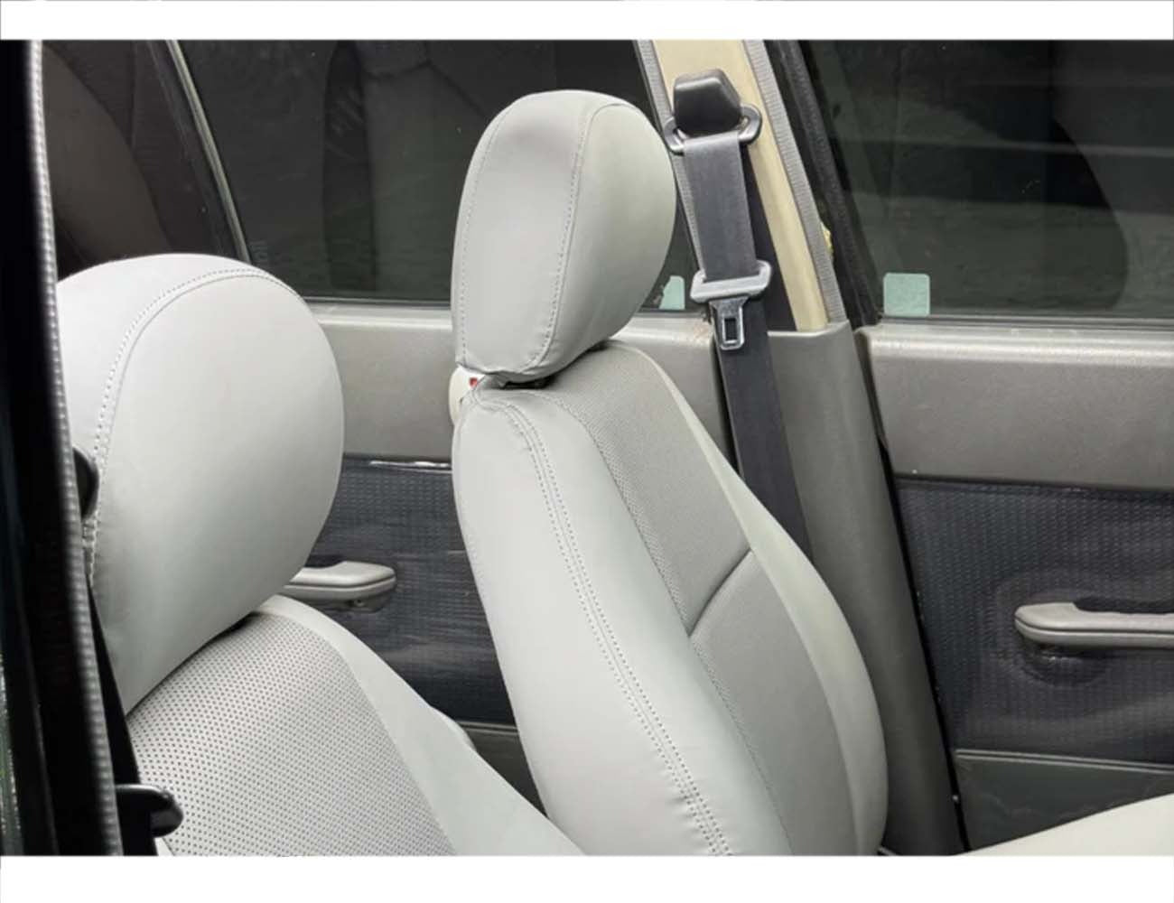 Bespoke seat covers for Suzuki Cultus 2000-2017, made of fully synthetic fabric, offering comfort, protection, and a custom fit.