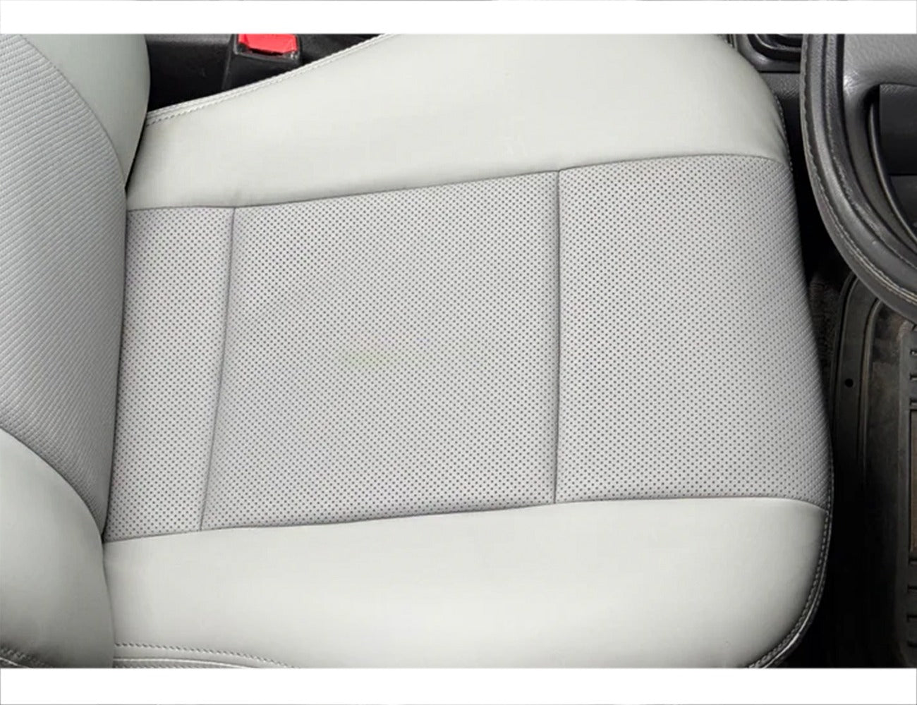 Bespoke seat covers for Suzuki Cultus 2000-2017, made of fully synthetic fabric, offering comfort, protection, and a custom fit.