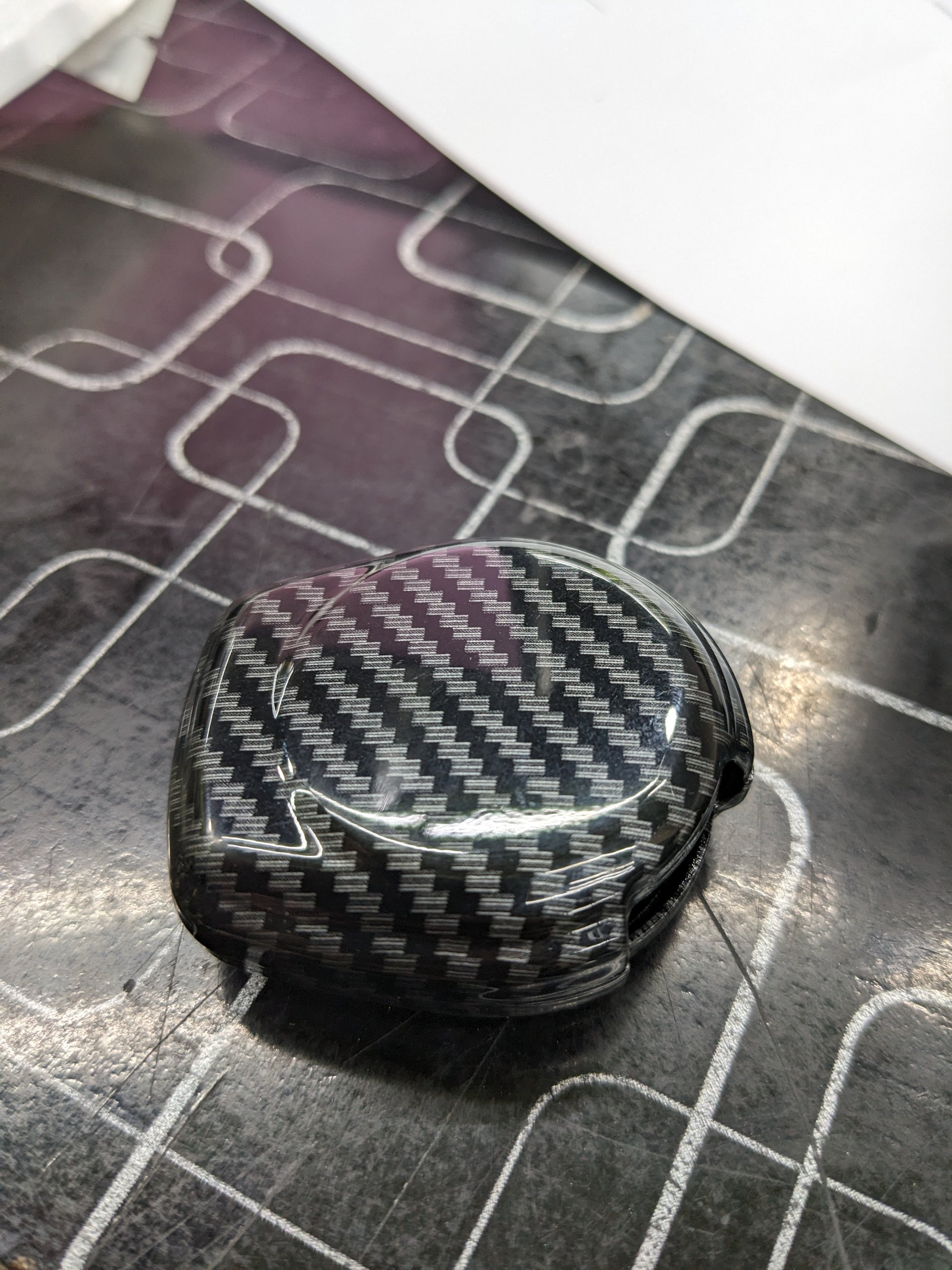 Car Carbon Fiber Key Cover for Suzuki Alto – Premium Protection and Style