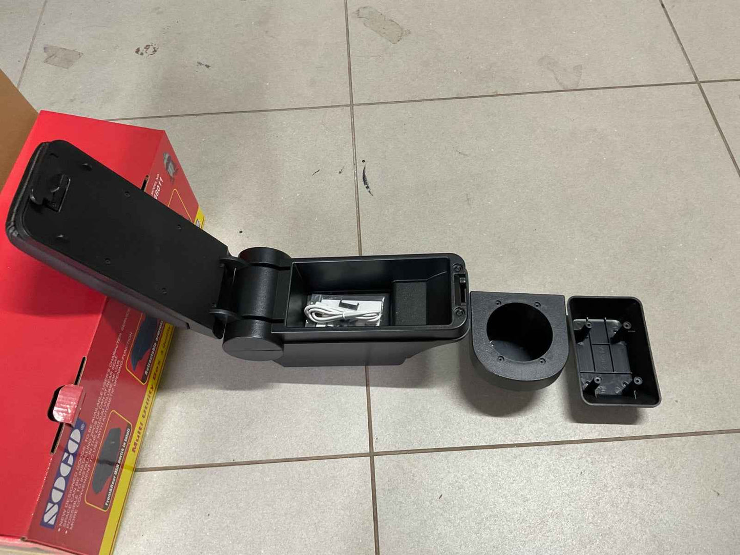 Car arm rest console with USB for Suzuki Alto 2014-2026