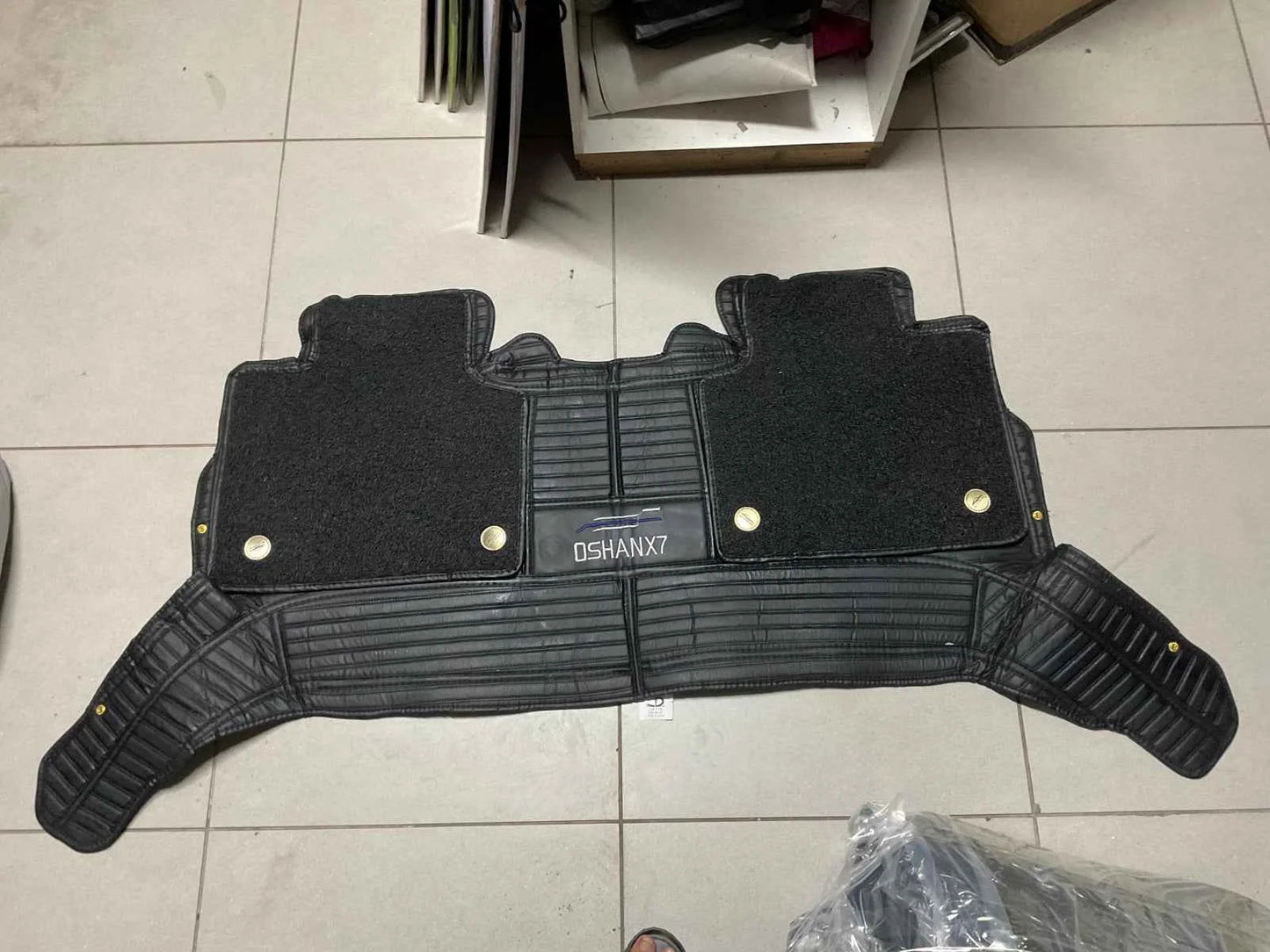 Changan Oshan X7 2022-2026 Car Floor 10D Mat 7 Seater