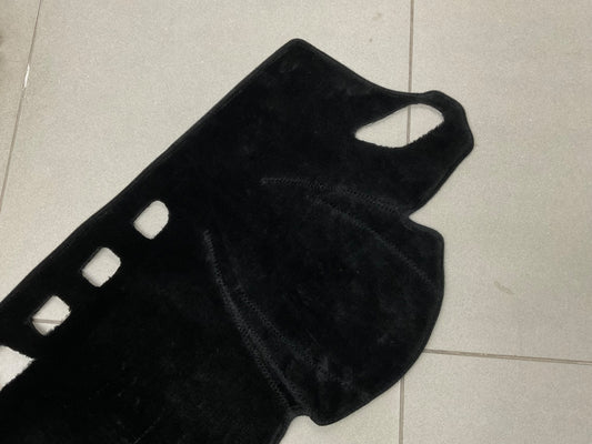 "Custom dashboard carpet mat for Hyundai Elantra, providing heat protection, glare reduction, and a premium interior finish."

