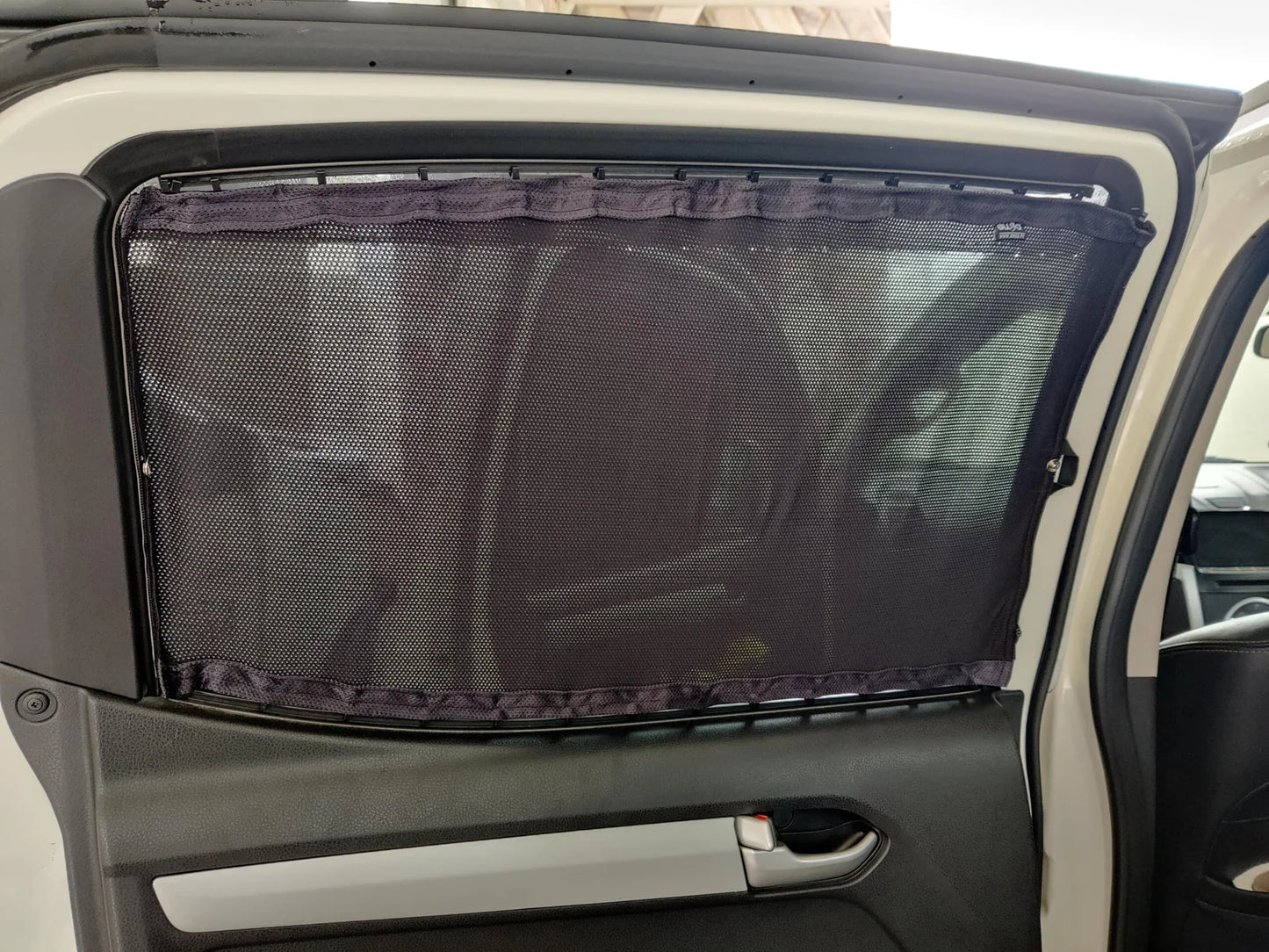 Awra Window Curtains Sun Shades (Car Pardy) for Isuzu D-Max 2018 - 2023 2nd