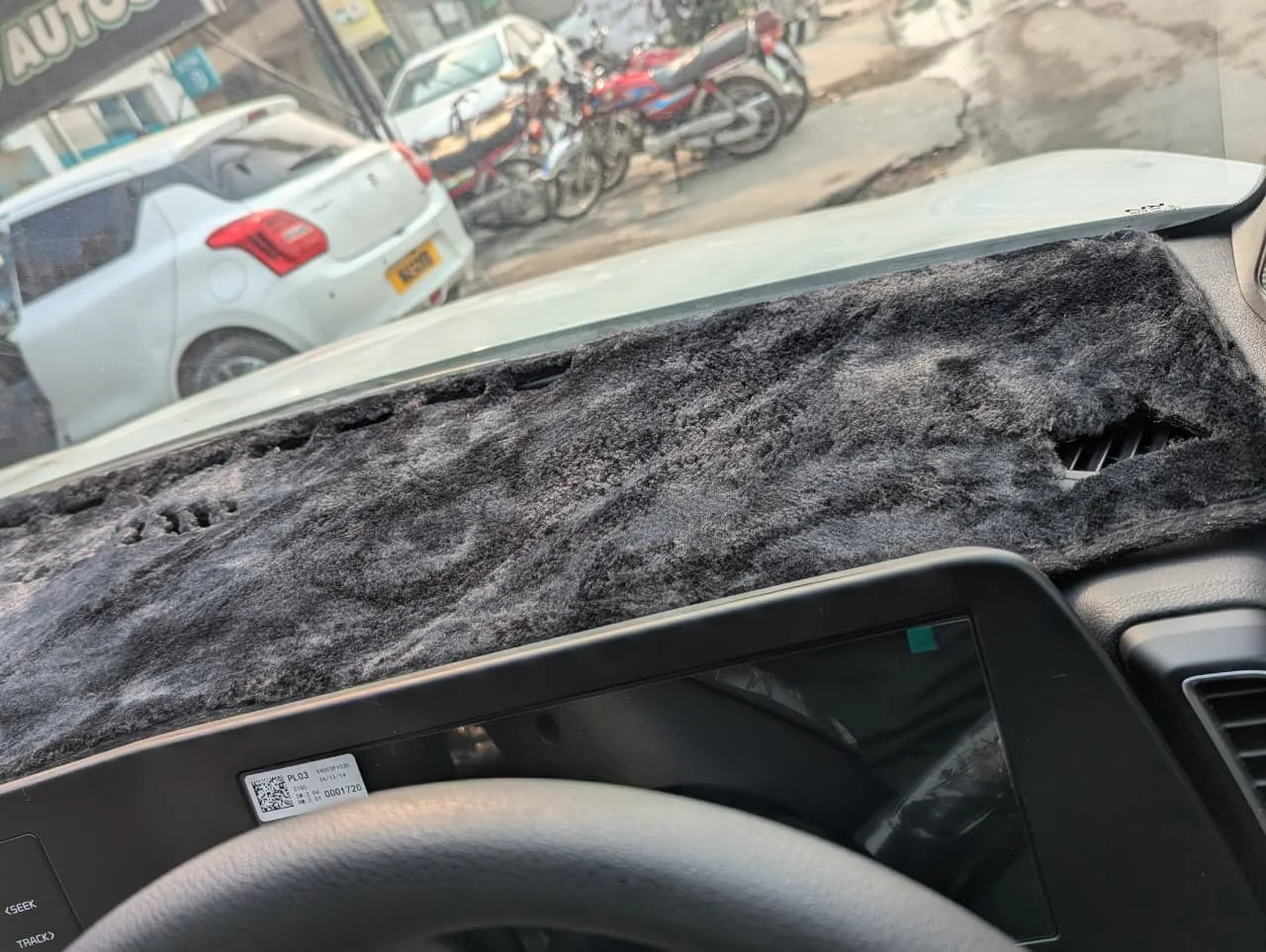 Dashboard Mat for Kia Sportage L HEV 2025-2026 – Premium UV Protection Dash Cover