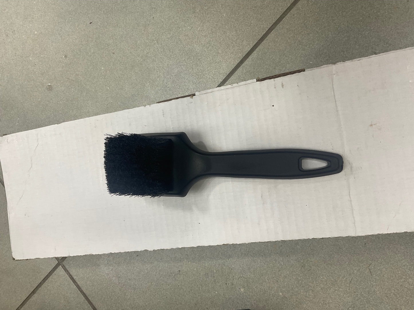 Deep cleaning detailing brush for cars and household surfaces
