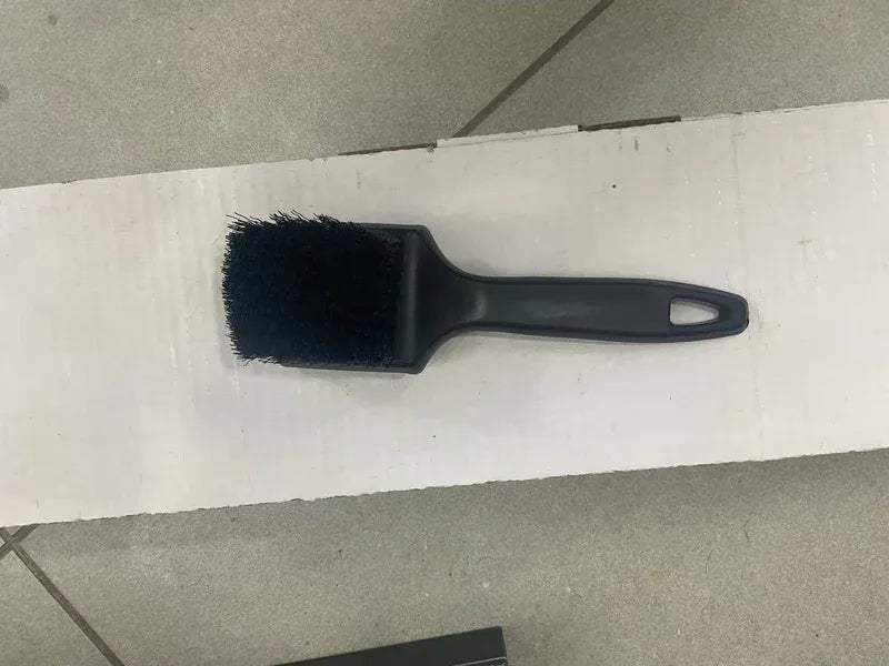 Deep cleaning detailing brush for cars and household surfaces
