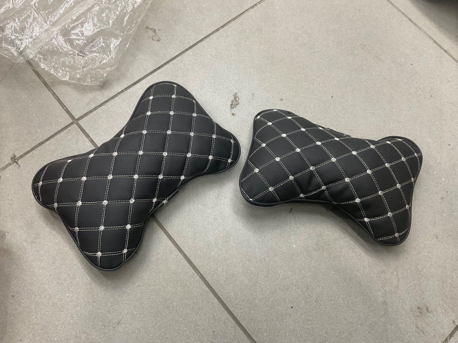 Ergonomic Memory Foam Car Neckrest Cushion for Superior Comfort