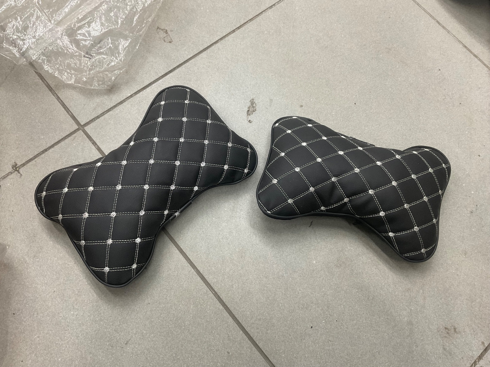 Ergonomic Memory Foam Car Neckrest Cushion for Superior Comfort


