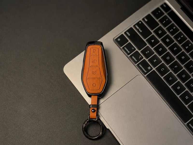 Guards your key fob against scratches, impacts, and everyday wear, preserving its condition and value.