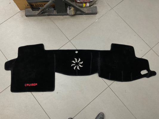 "High-quality dashboard carpet mat for Toyota Land Cruiser, designed to protect against sun damage, reduce glare, and maintain interior aesthetics."

