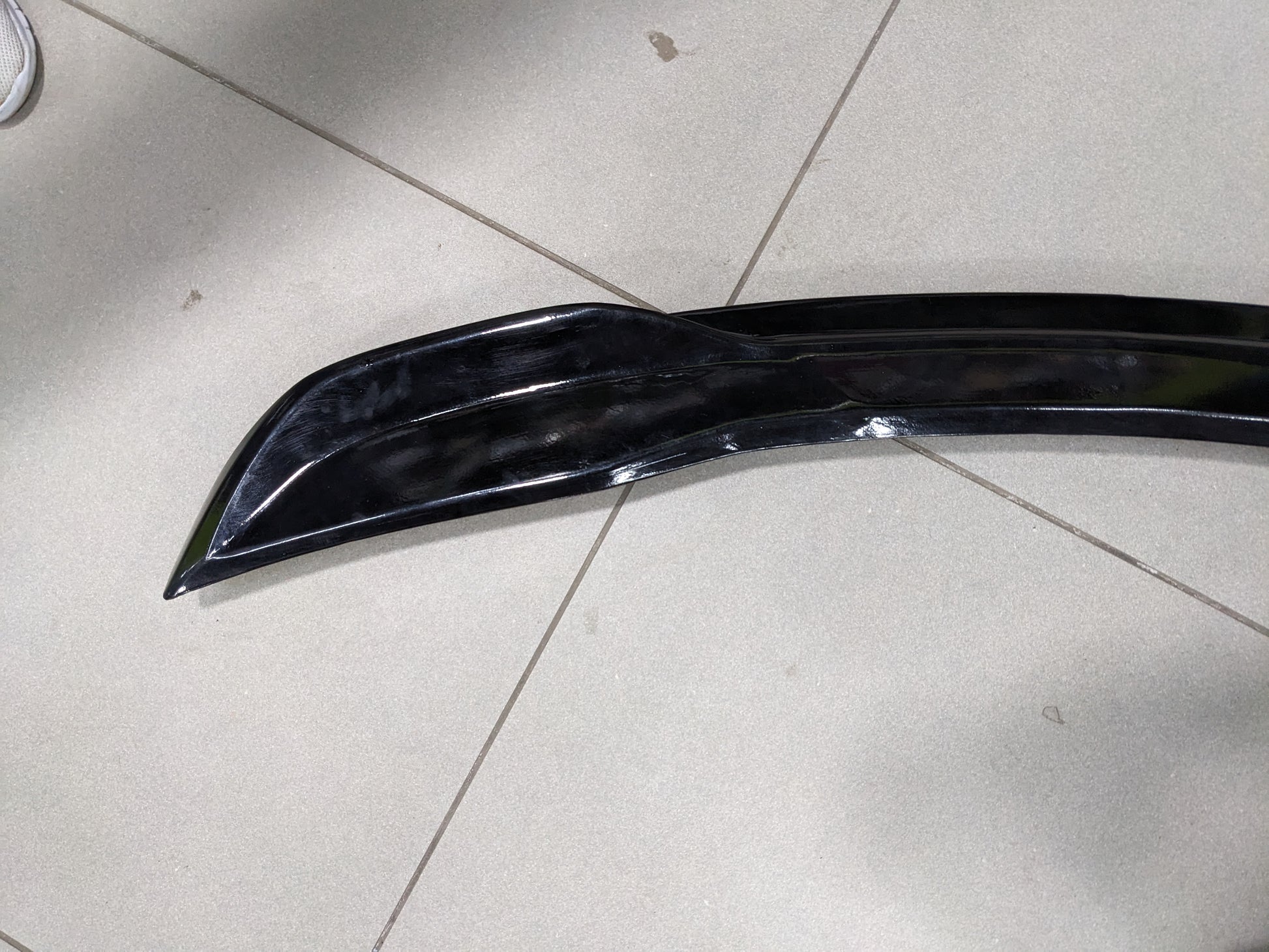 Honda_Civic_2022-2026_Carbon_Fiber_Trunk_Spoiler_featuring_a_sleek_design_aerodynamic_performance_and_a_lightweight_yet_durable_build_for_a_sporty_appearance.