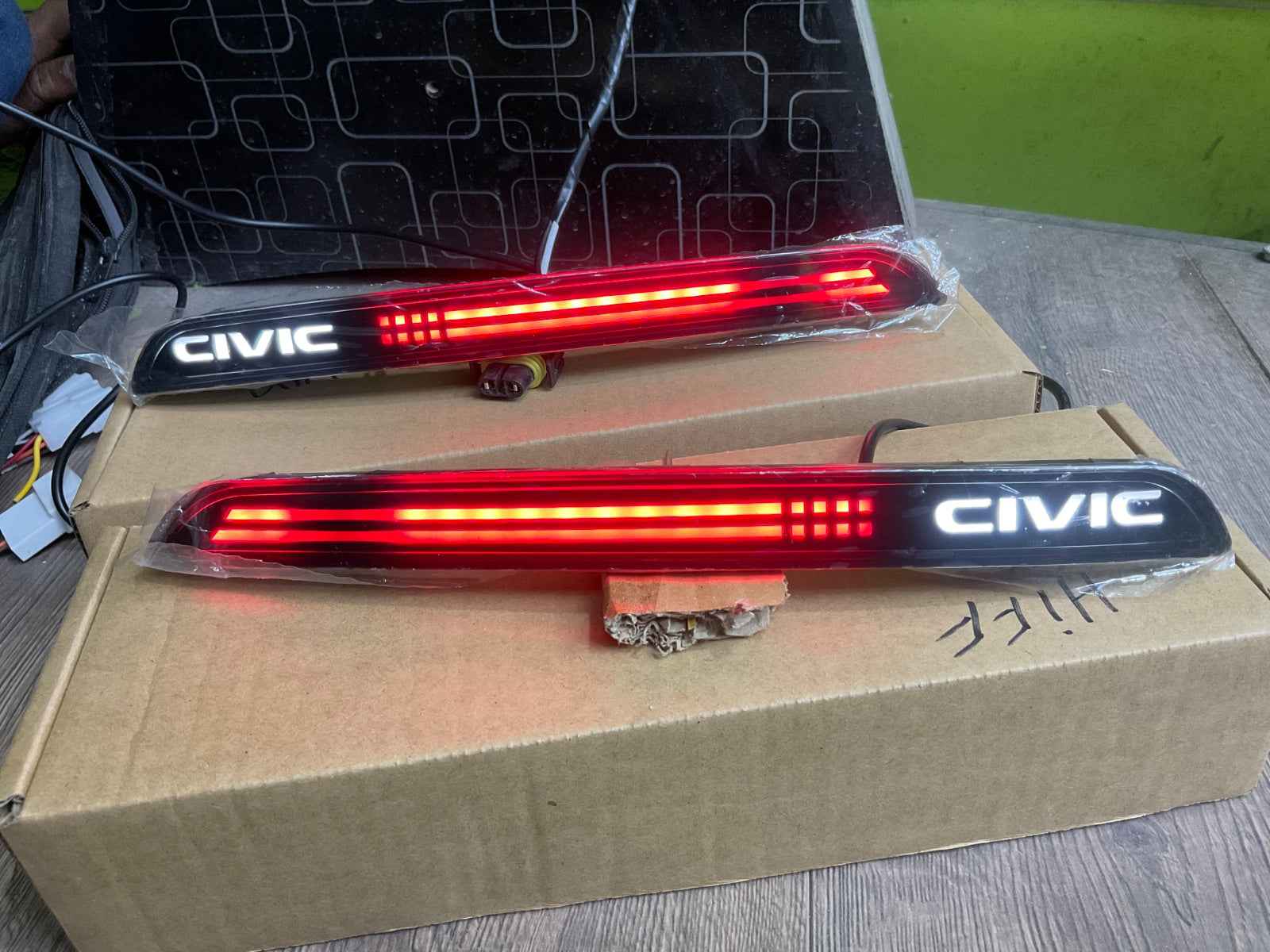 Honda Civic 2022–2026 Back Reflector Lights