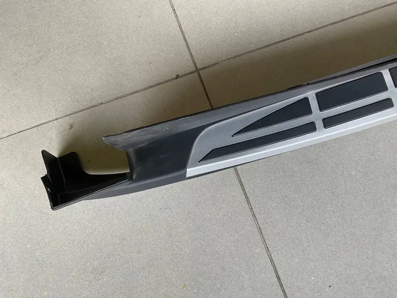 Hyundai Santa Fe Side Skirts – Sporty, Aerodynamic & Durable
