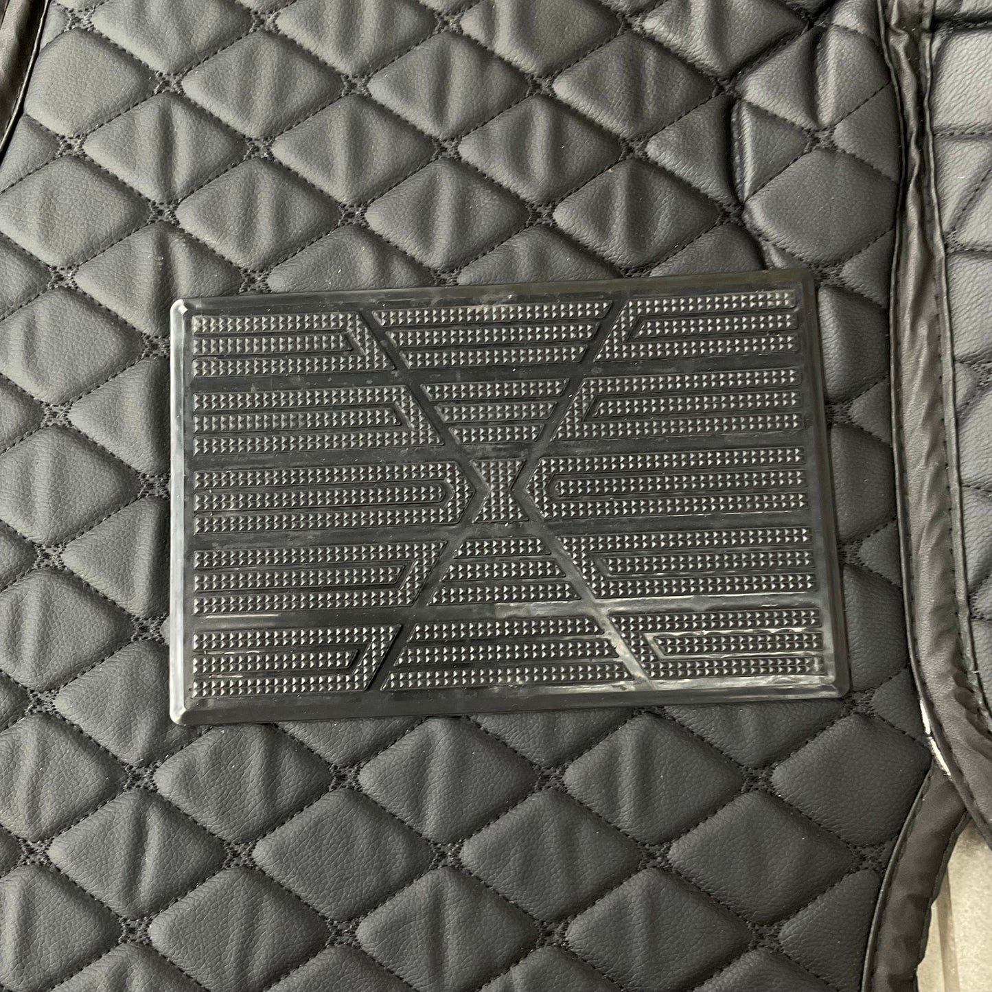 Premium 7D Floor Mats for Toyota Cross