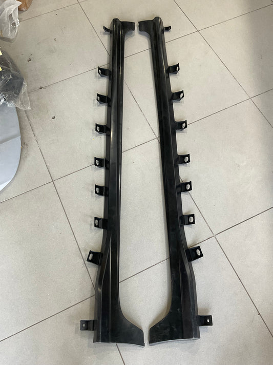 Toyota Yaris Facelift Side Skirts (ABS Plastic)