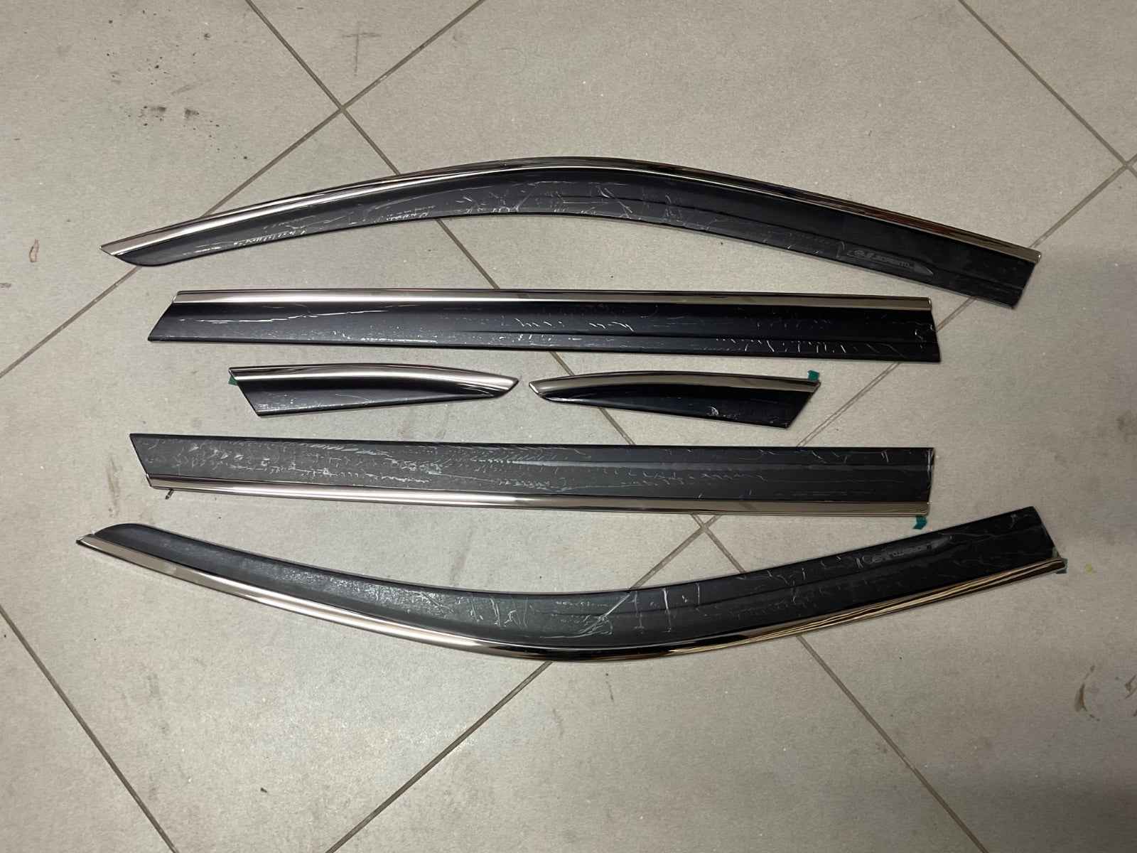 TXR Chrome Sun Visor Air Press (6 Pcs) for Kia Sorento HEV 2025–2026