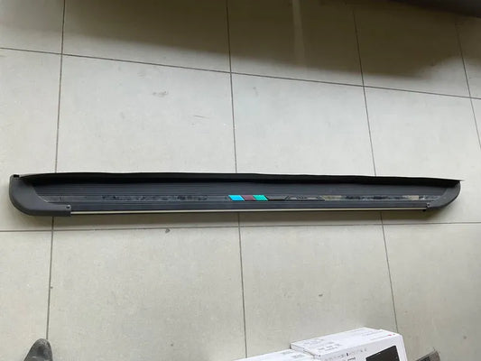 MG HS & MG ZS Side Skirts – Sporty, Durable & Aerodynamic
