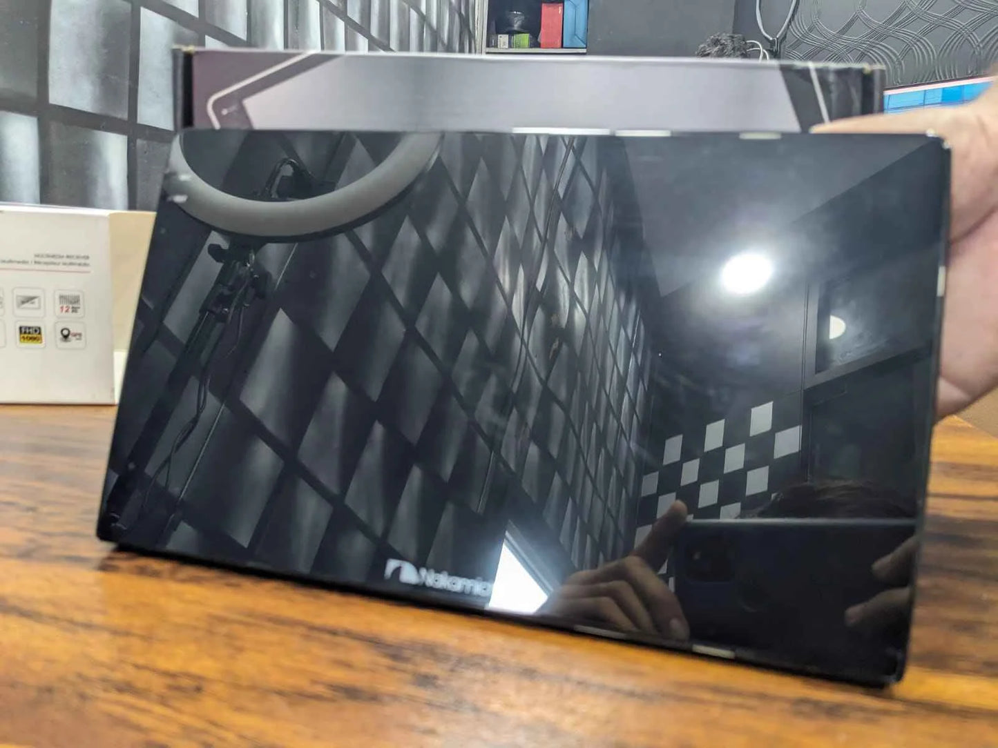 Nakamichi Android Panel NAM 5240 2/32 – Smart Multimedia System with HD Display & Wireless Connectivity