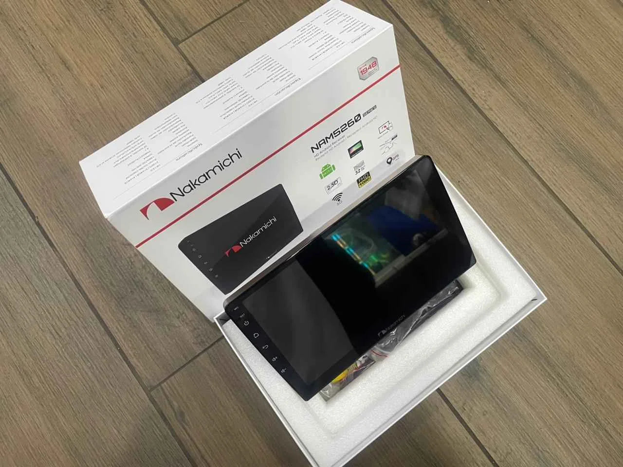 Nakamichi Model 5260 Android Car Multimedia Panel 4GB RAM 64GB ROM with Wireless CarPlay & Android Auto