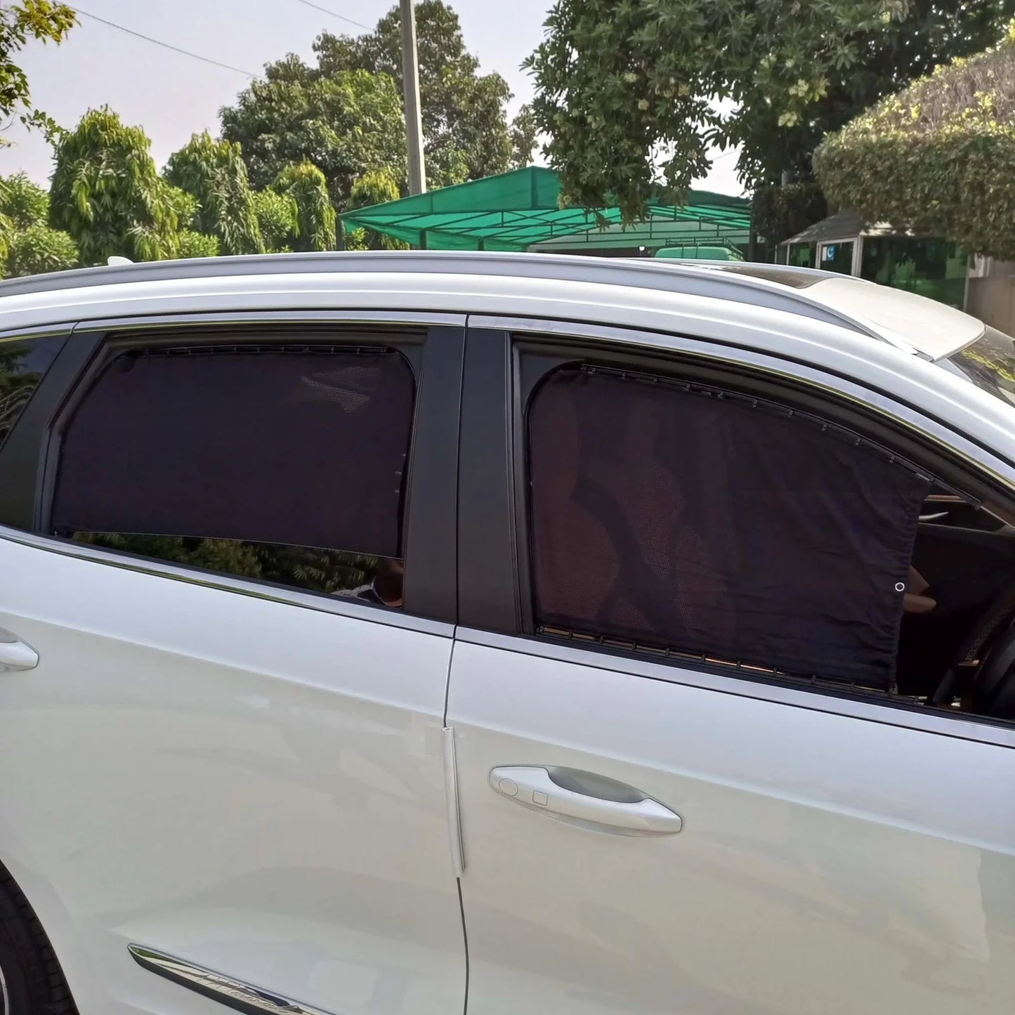 QuikSlide Sliders Railing Curtains for Haval Jolion 2021-2023 – Premium sun protection and privacy shades, custom-fit for your vehicle. Blocks harmful UV rays, reduces heat, and enhances interior comfort.