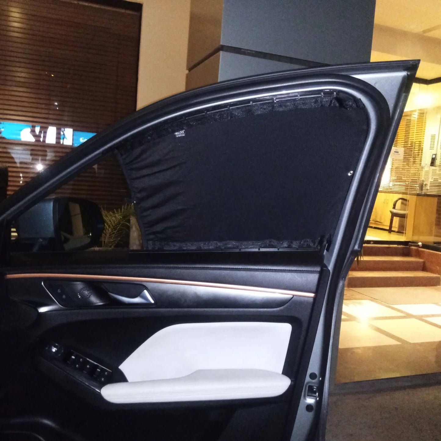 QuikSlide Sliders Railing Curtains for Haval Jolion 2021-2023 – Premium sun protection and privacy shades, custom-fit for your vehicle. Blocks harmful UV rays, reduces heat, and enhances interior comfort.
