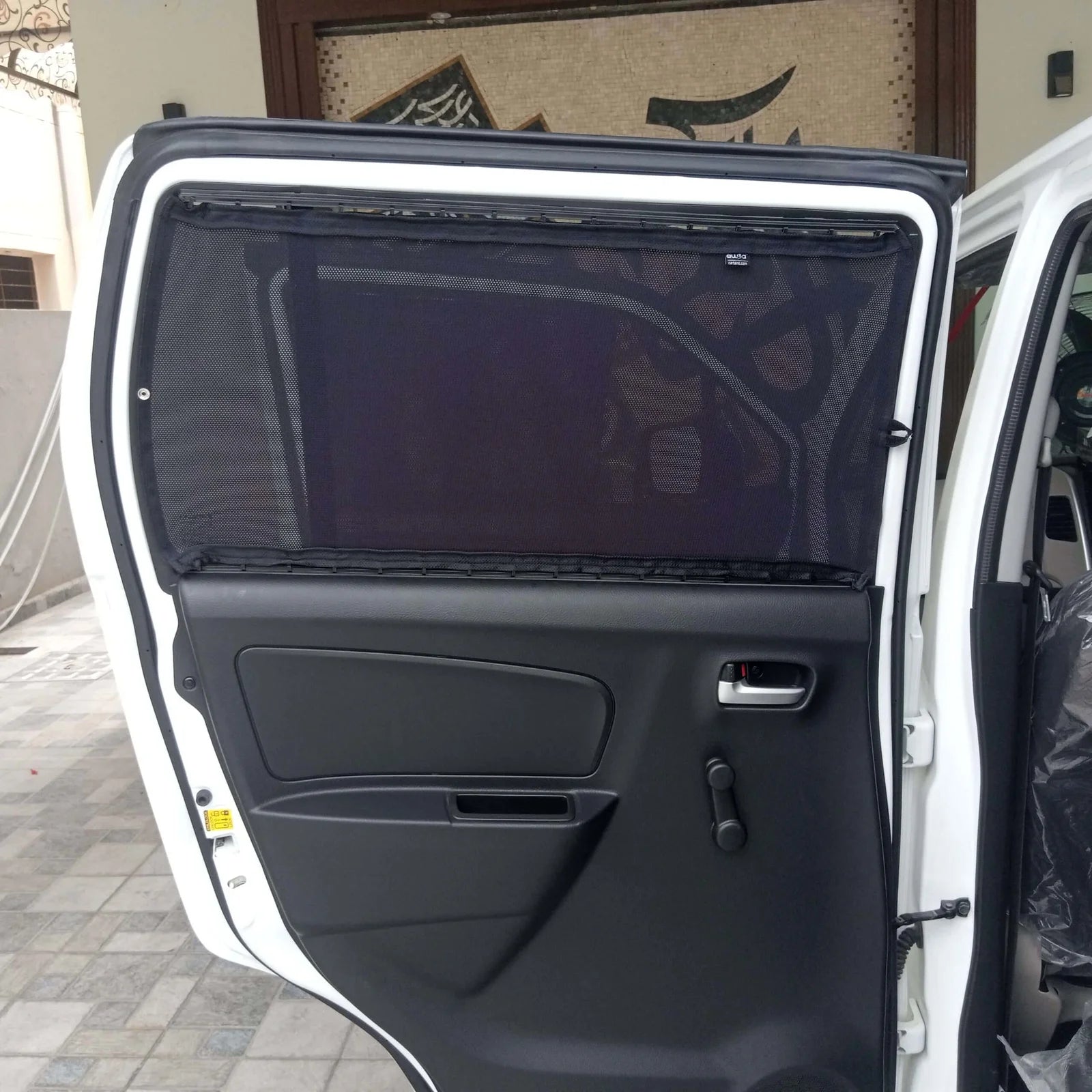 QuikSlide_Sliders_Railing_Curtains_installed_in_Suzuki_WagonR_2014-2023_
