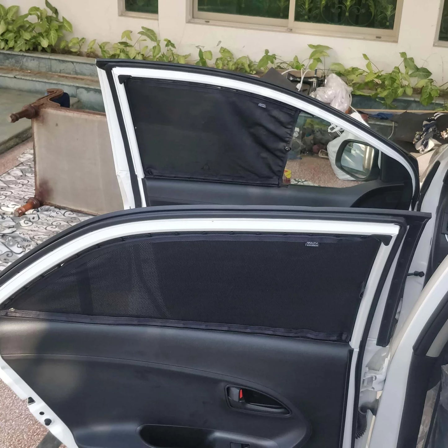 QuikSlide Sliders railing curtains installed in Kia Picanto