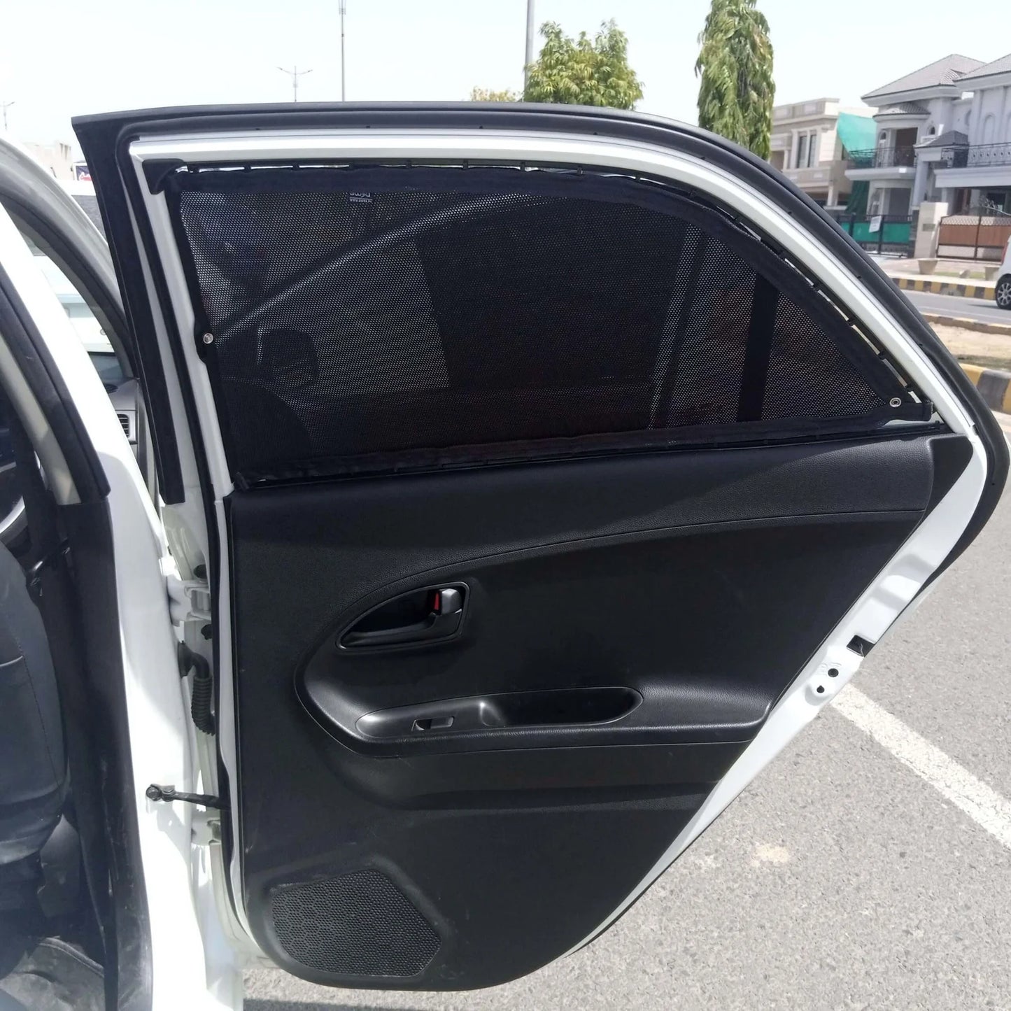 QuikSlide Sliders railing curtains installed in Kia Picanto